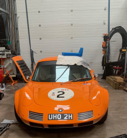 Elva windscreen from aluminium buck