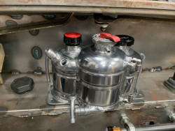 Lancia Delta Catch tank, washer bottle & header tank Lancia Delta Catch tank, washer bottle & header tank