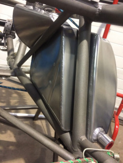 Cooper T59 Fuel and oil tank