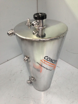 Chiron cone shaped dry sump tank