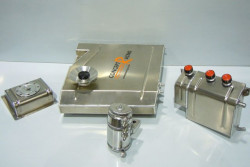 Alfa 33 petrol swirl pot, fuel tank, breather tanks and fuel filler cover