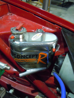 Alfa 33 water header tank