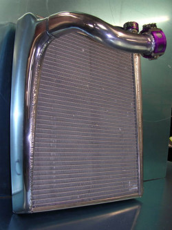 F1 radiator – flowed end tanks to increase efficiency