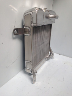 Replica radiators to replace an original aluminium or copper & brass radiator samples.
