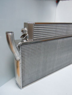 LOLA RADIATOR & OIL COOLER - bolt up enabling replacement of either element