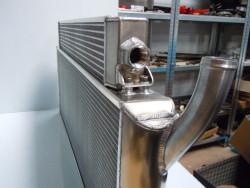 Radiator - oil cooler combination