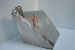 Triangular Lotus Tank