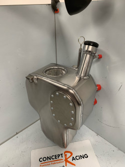 V8 Alfa dry sump tank