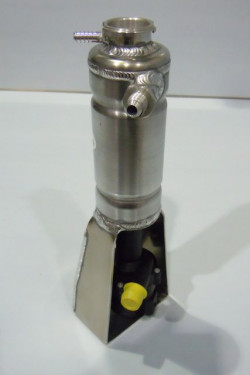 Water swirl pot for turbo