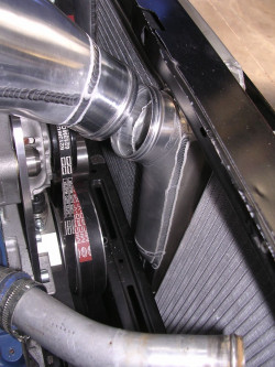 Plenum to intercooler connection