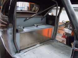 ENDURANCE RALLY FUEL TANK WITH FIREWALL