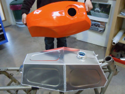 Aluminium motorbike fuel tank to go under fibreglass tank cover
